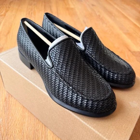 Vince Naomi Woven Leather Loafers Black Size 7 NWT Flats  display picture 1
